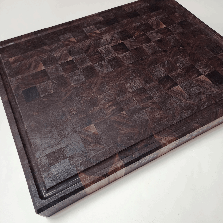 Personalized End Grain Walnut Cutting Board - Chroma Line